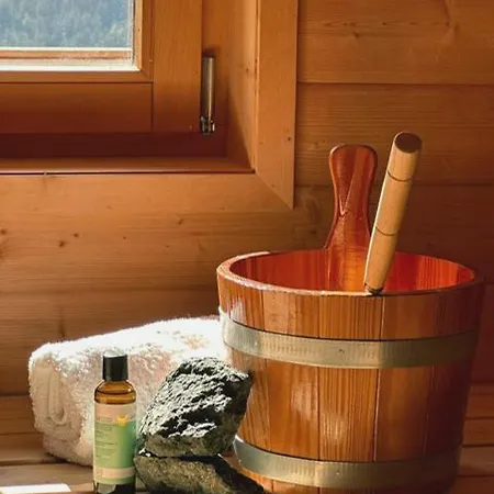 Himmelhaus Sot Il Pegn アパート レンツァーハイデ