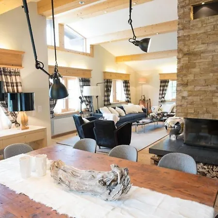 Himmelhaus Sot Il Pegn Apartman
