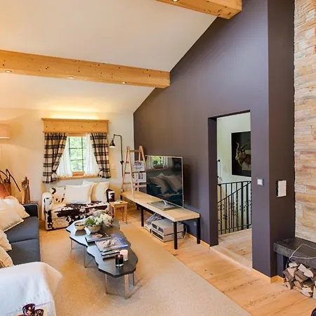 Himmelhaus Sot Il Pegn アパート